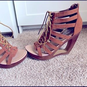 Comfy cognac wedge sandals